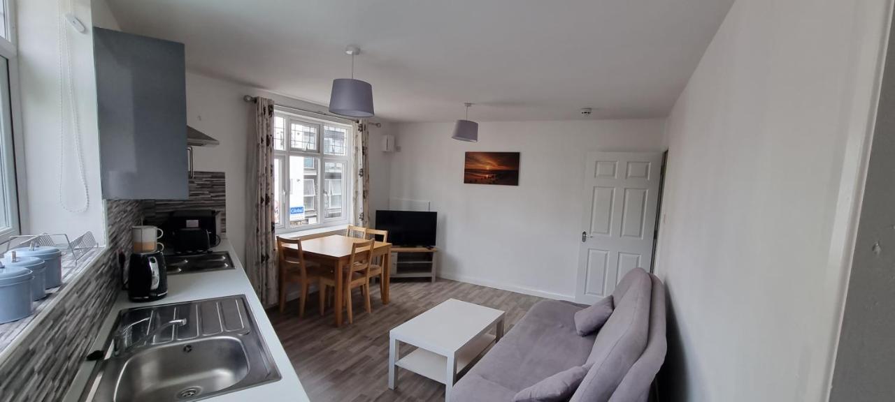 Vh Premier Flat 3 Lägenhet Gillingham  Exteriör bild